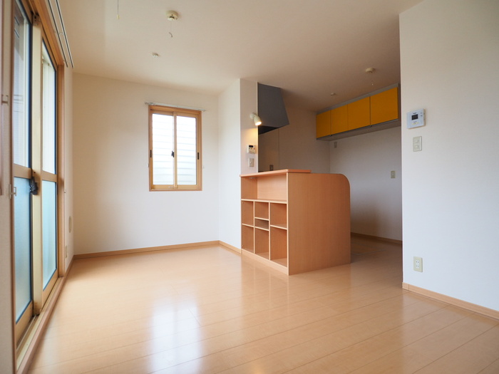 居室・リビング　☆2面採光で明るいリビング☆