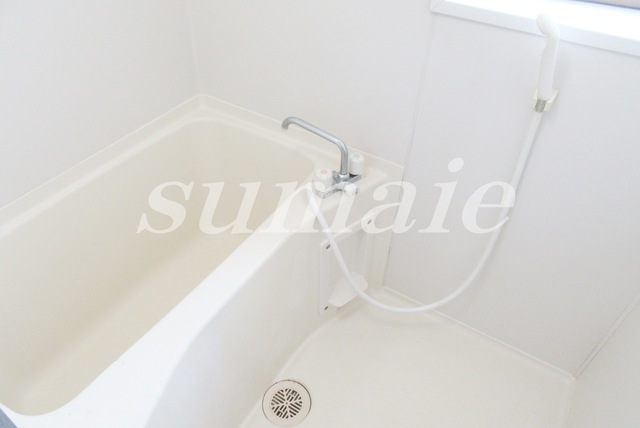 バス・シャワールーム　バスルームです！