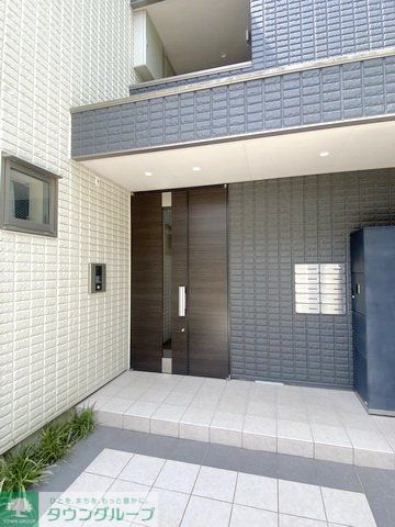 エントランス　エントランス