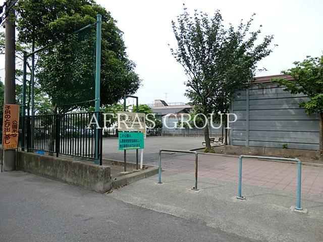 公園　宮崎こうしん坂公園（公園）まで424m