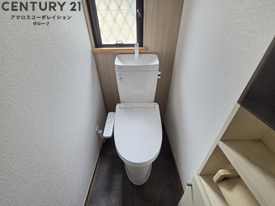トイレ　ゆったりとした空間のトイレです。
