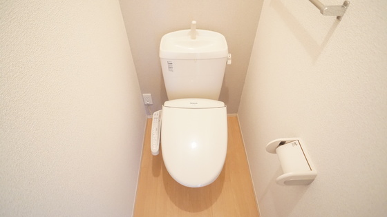 トイレ　シャワー付きトイレ