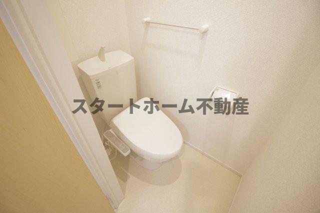 トイレ　コンパクトで使いやすいトイレです