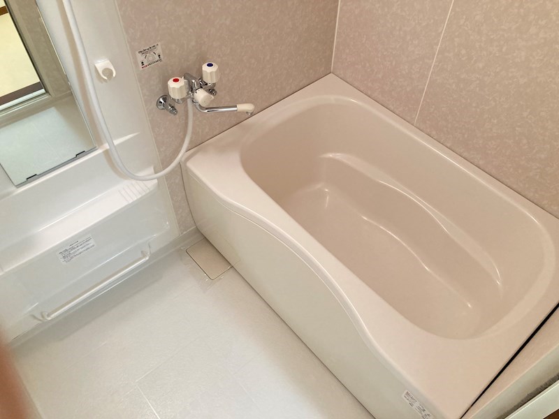 バス・シャワールーム　102の画像です。