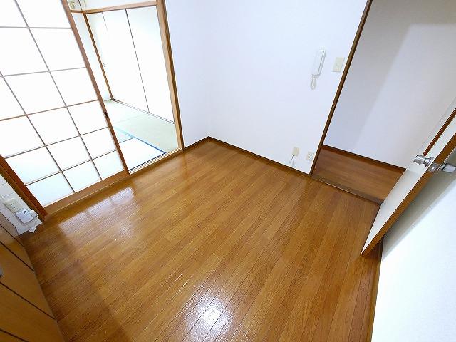 居室・リビング　使いやすい居間です