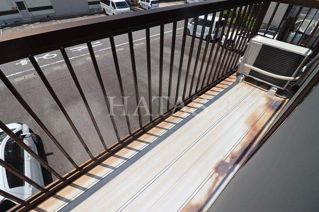 バルコニー　同物件別部屋です。