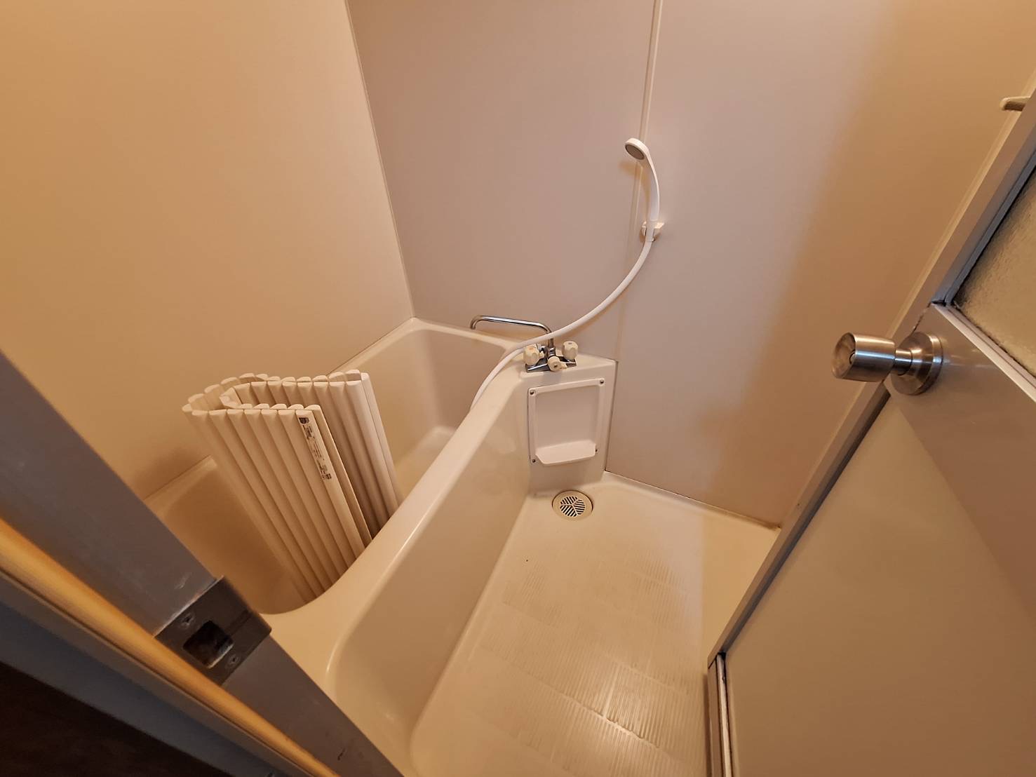 バス・シャワールーム　きれいなお風呂です