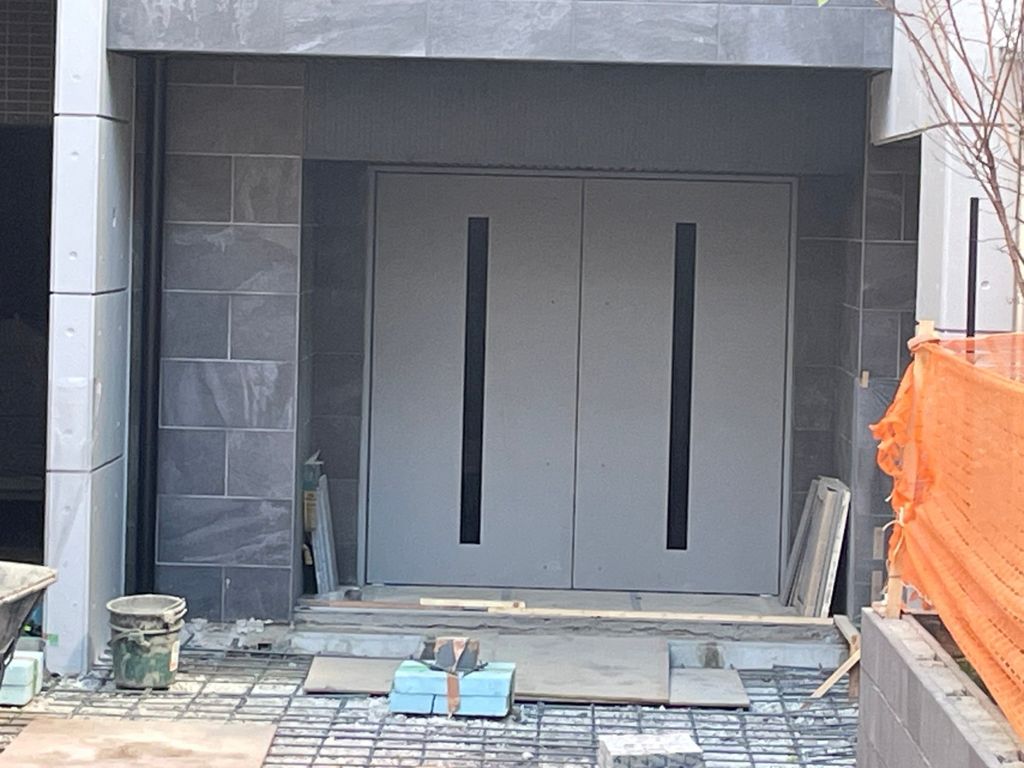 エントランス　エントランス