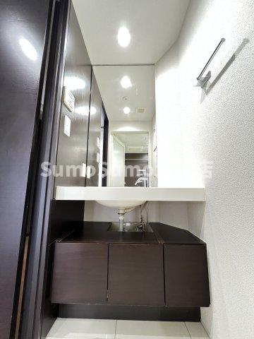 ロビー　落ち着いたロビーです