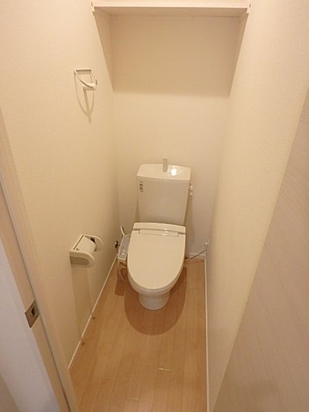 トイレ　シンプルで使いやすいトイレです