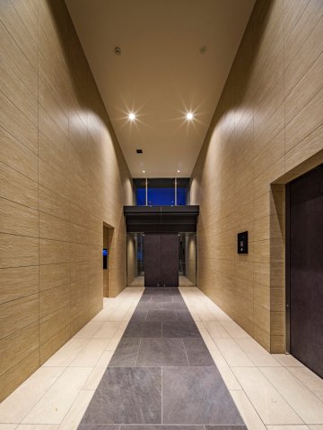 ロビー　建物の内部です