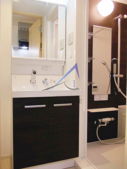 洗面設備　洗面台です。