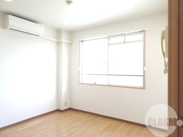 居室・リビング　明るいお部屋です♪