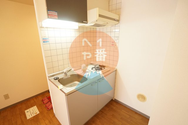 キッチン　うれしい1口ガスコンロ付きで一人暮らしの自炊にピッタリですね