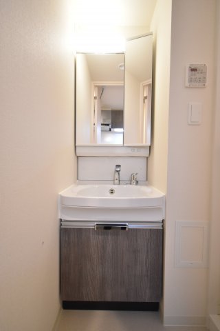 洗面設備　同仕様