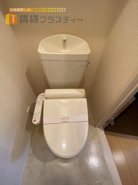 トイレ　シャワートイレ完備