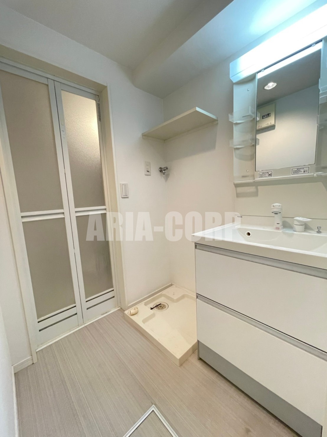 洗面設備　独立洗面台付き♪