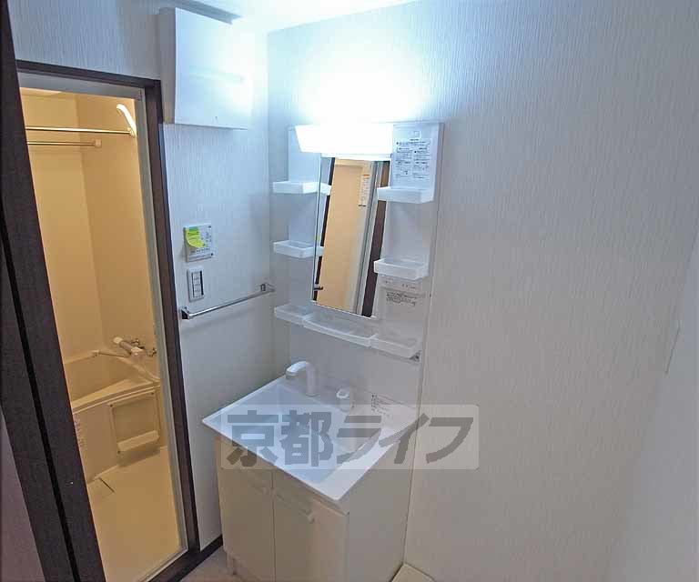 洗面設備　洗面所です