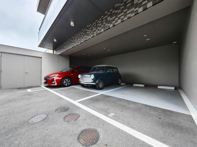 駐車場　駐車場