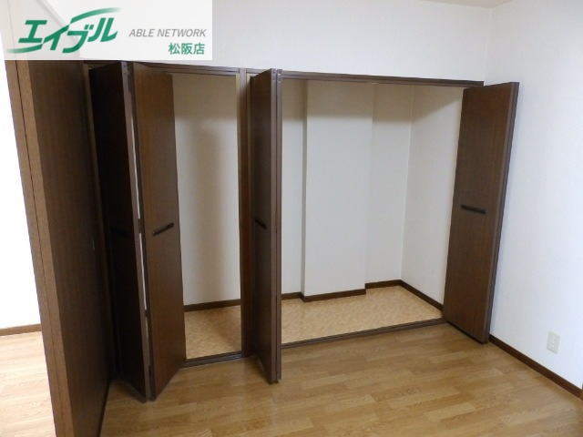 収納　同型別室のお写真です