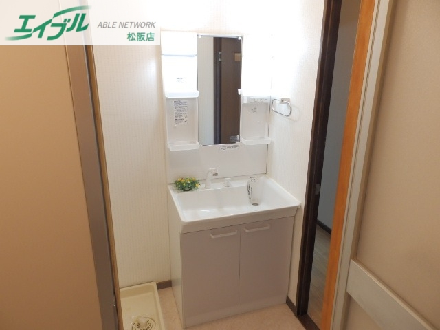 洗面設備　同型別室のお写真です