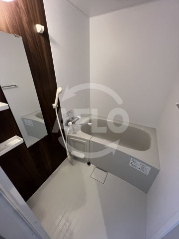 バス・シャワールーム　ウエストコクーン阿倍野　浴室