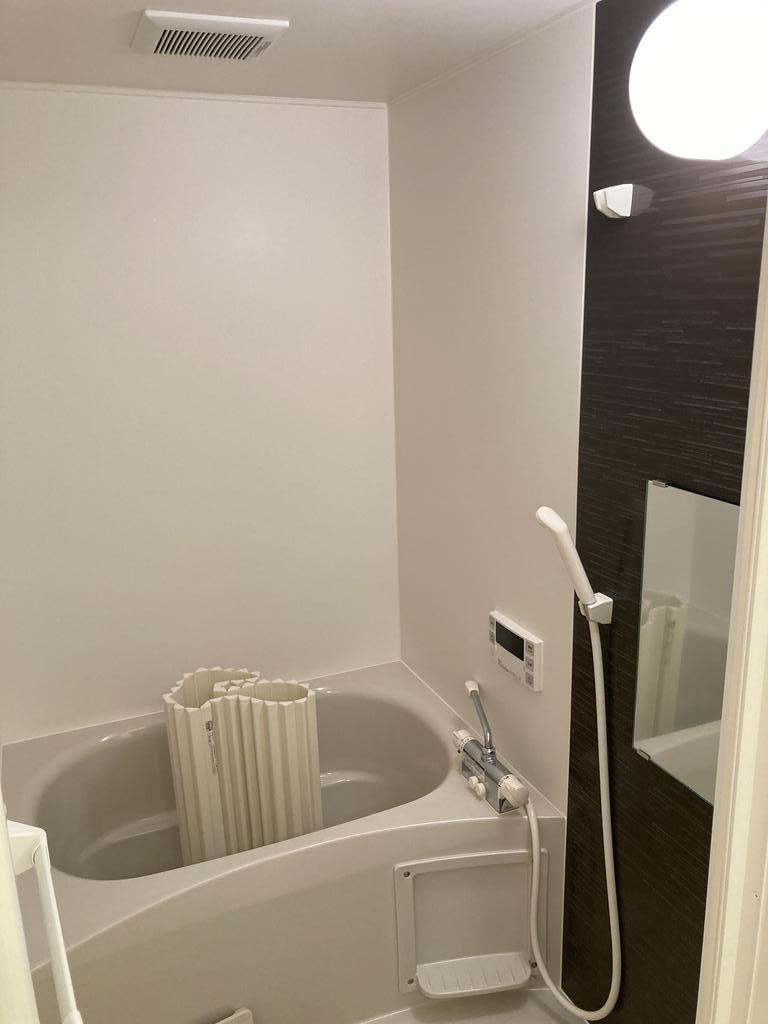 バス・シャワールーム　※同タイプ写真