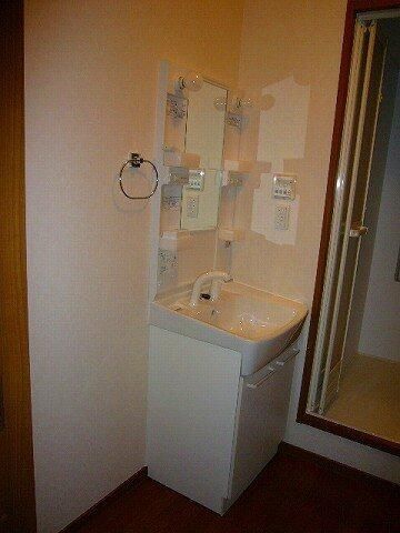 洗面設備　■収納＆鏡付き独立洗面台♪