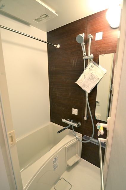 バス・シャワールーム　バス