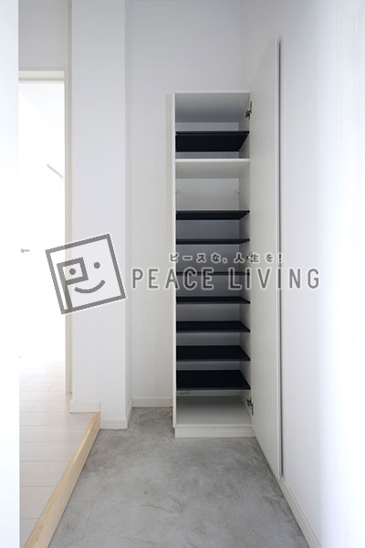 玄関　ピース・マイ・シエルＢ棟
