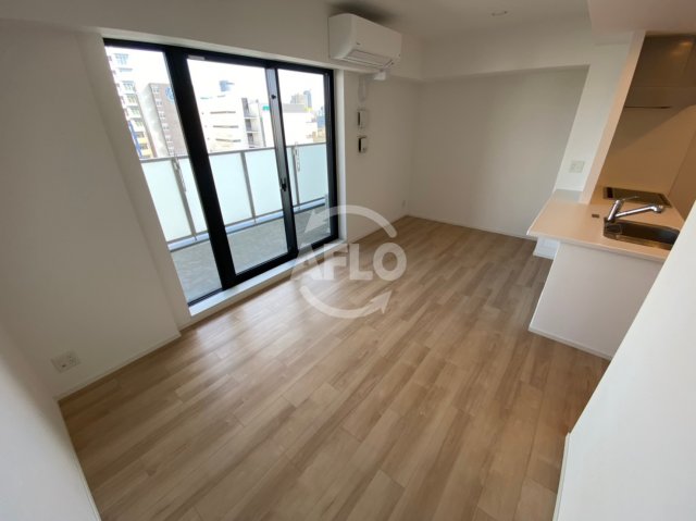 その他　ロジュマンタワー梅田　リビング