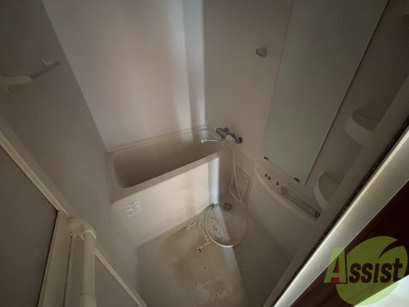 バス・シャワールーム　疲れを癒すには湯船でゆっくりするのが良いですよ。