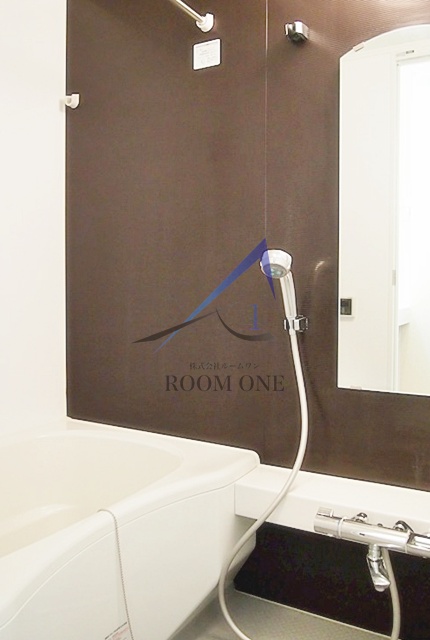 バス・シャワールーム　お風呂です。
