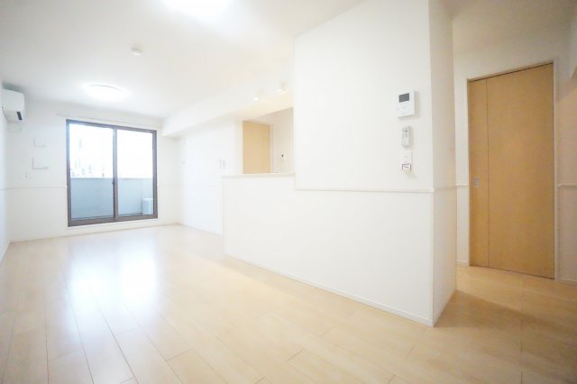 居室・リビング　※同物件・同タイプの写真です。