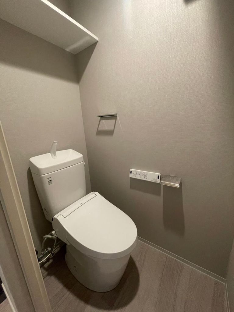 トイレ　別号室参考写真