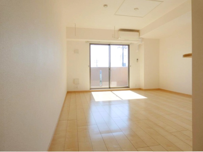 ロビー　図面と現状に相違がある場合には現状を優先