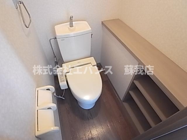 トイレ　清潔感のあるトイレです