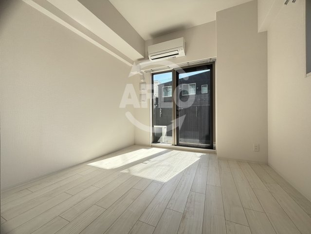 居室・リビング　エスリード弁天町桜通レジデンス