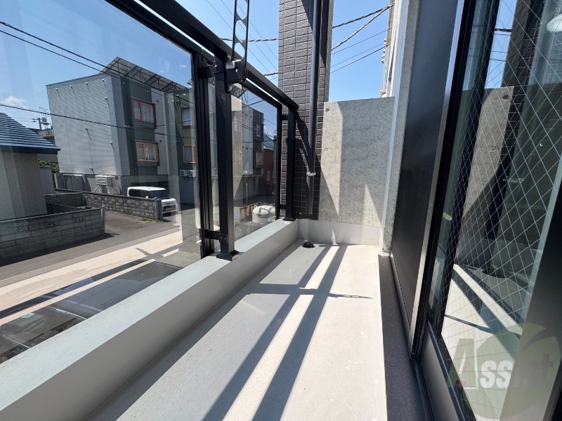 バルコニー　バルコニーが付いていますので一息ついてみてはいかがですか。