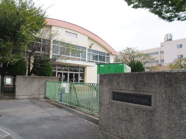 小学校　草加市立清門小学校（小学校）まで1007m