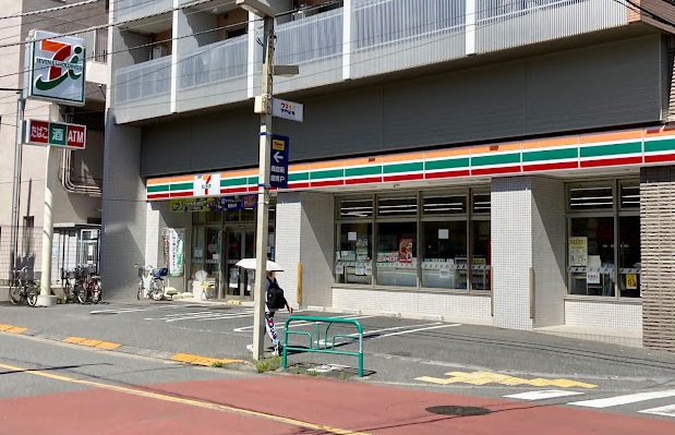 コンビニ　セブンイレブン 杉並和田1丁目店（コンビニ）まで140m