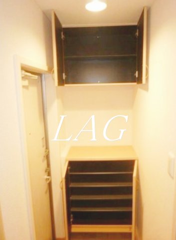 玄関　玄関です。