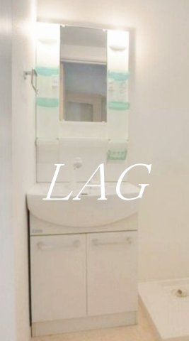 洗面設備　洗面台です。