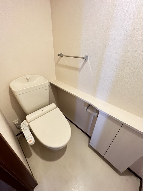 トイレ　コンパクトで使いやすいトイレです