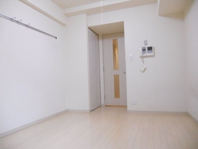 居室・リビング　★白基調のおしゃれな室内★