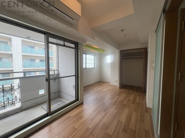 居室・リビング　１０帖の洋室です♪