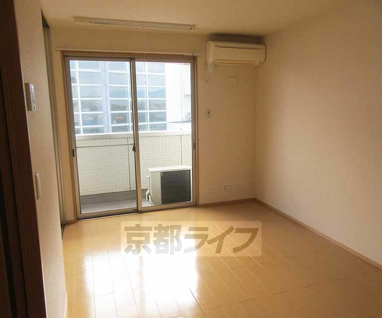 居室・リビング　エアコン付です