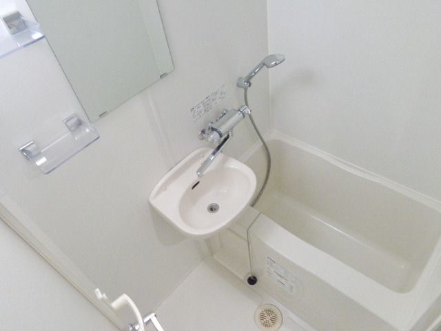 バス・シャワールーム　バス