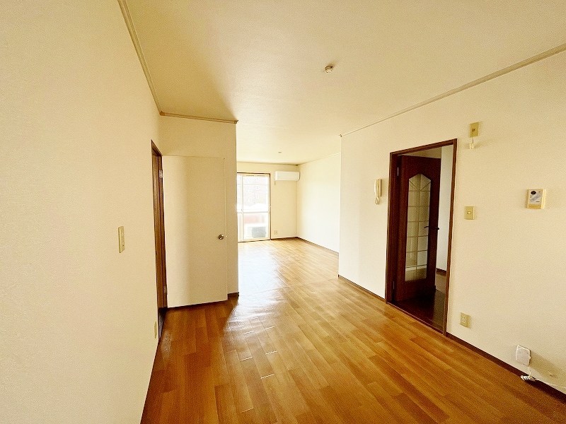 居室・リビング　★LDK12帖★