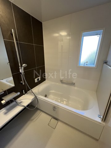 バス・シャワールーム　港北区大曽根3丁目戸建